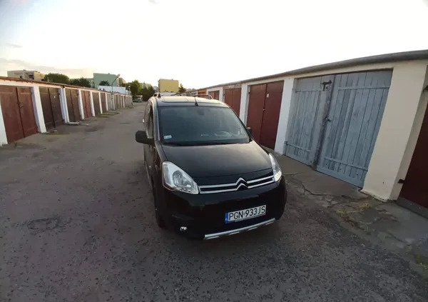 samochody osobowe Citroen Berlingo cena 40900 przebieg: 99700, rok produkcji 2016 z Gniezno